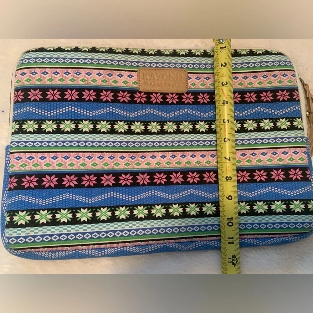 Kayond Laptop Case zip closure